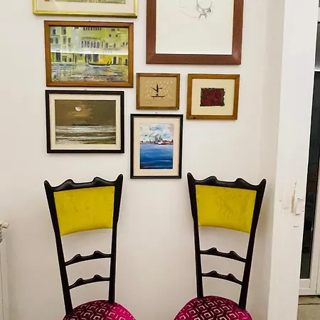 Daire Art-filled Loft 289 Via Toledo Heart Of And Plebiscito