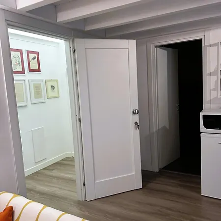 Art-filled Loft 289 Via Toledo Heart Of And Plebiscito Daire *