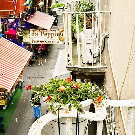 Art-filled Loft 289 Via Toledo Heart Of And Plebiscito * Napoli
